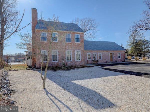 84 JENNINGS RD, Manahawkin, NJ 08050