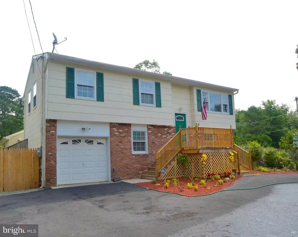 Bayville, NJ 08721,251 OAK ST