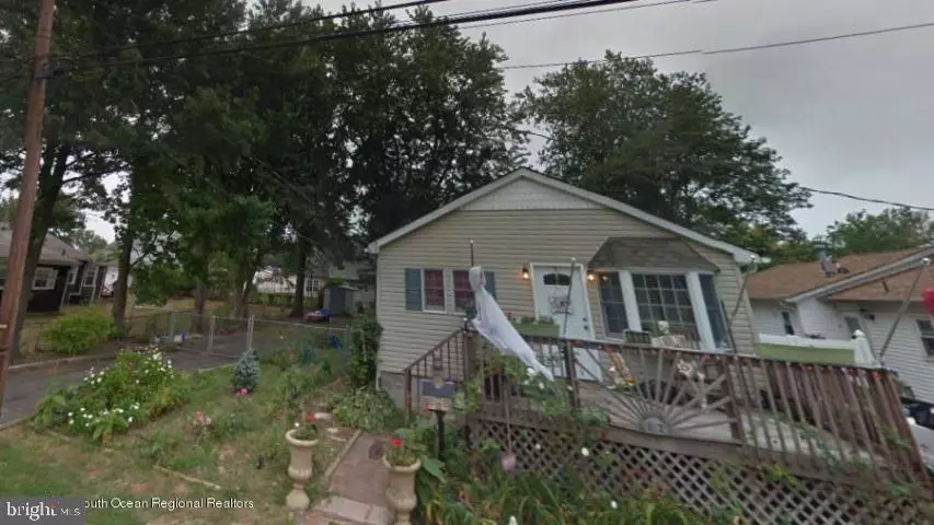 Keyport, NJ 07735,612 SYDNEY AVE