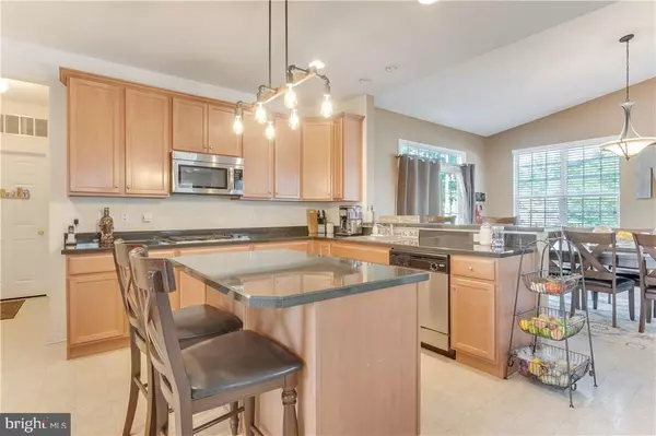 Egg Harbor Township, NJ 08234,124 BRIARCLIFF DR