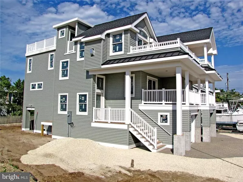 3 W ESSEX AVE, Harvey Cedars, NJ 08008