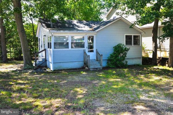 411 LAKE BARNEGAT DR, Forked River, NJ 08731