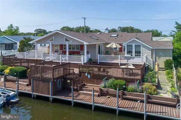 Forked River, NJ 08731,907 SARASOTA DR