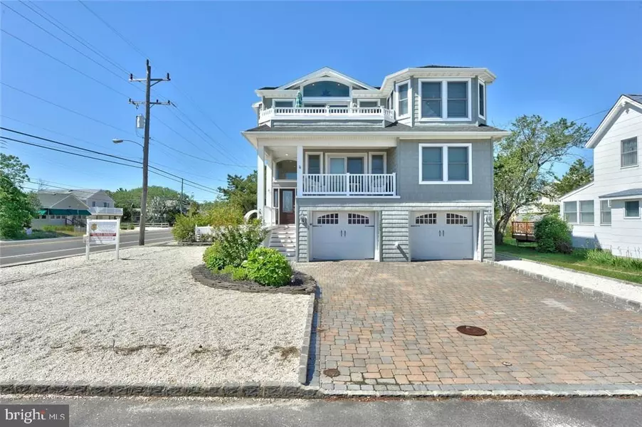 1600 S BAY AVE, Beach Haven, NJ 08008