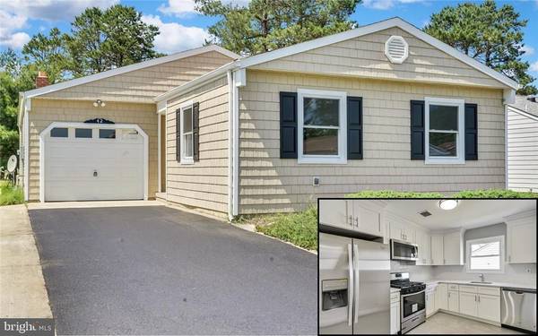 42 CHESTERFIELD LN, Toms River, NJ 08757