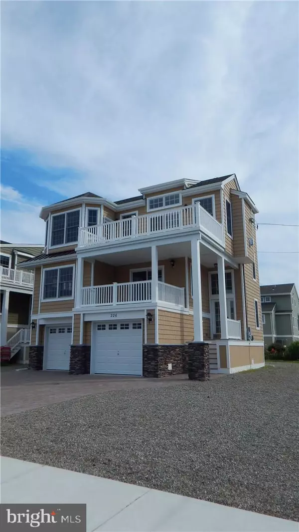 Beach Haven, NJ 08008,226 GLENDOLA AVE