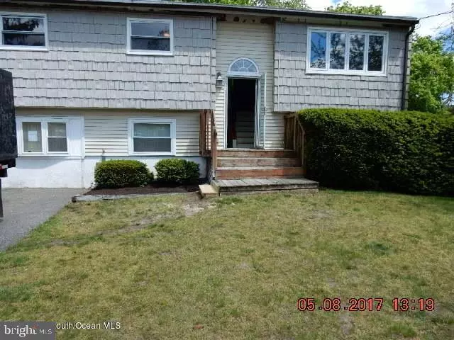 8 SUDSBURY RD, Toms River, NJ 08757