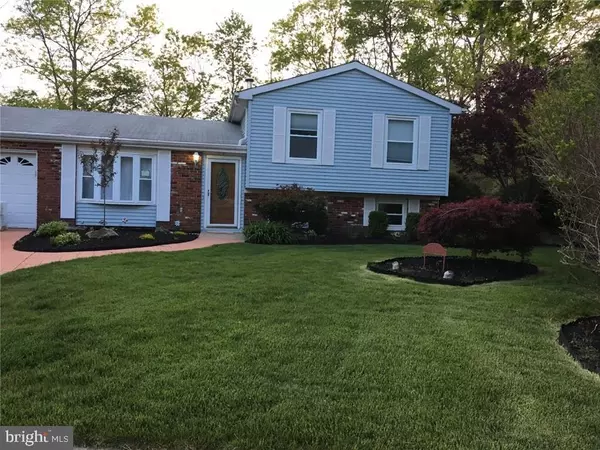 14 MIDWAY CT, Barnegat, NJ 08005