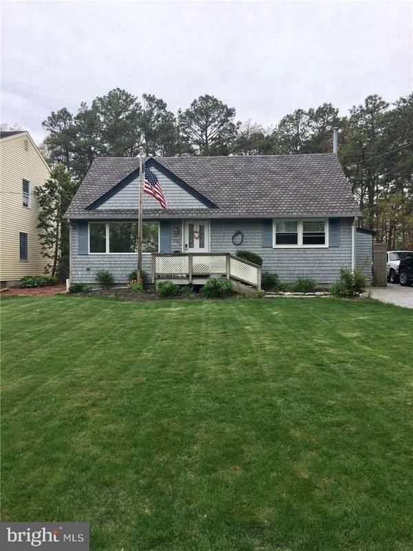 201 S LAKESHORE DR, Manahawkin, NJ 08050