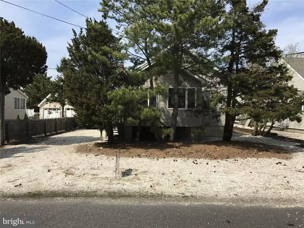 Harvey Cedars, NJ 08008,7 W LEE AVE