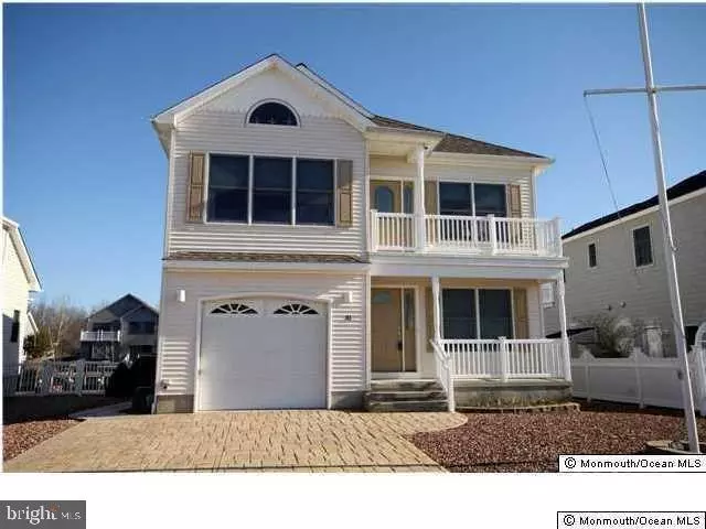 Waretown, NJ 08758,81 TILLER DR