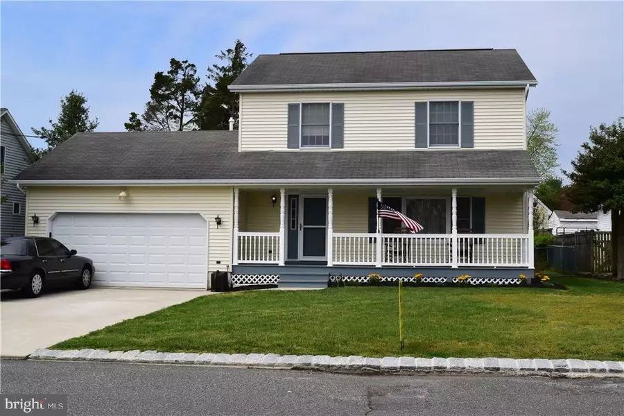 806 CEDAR ST, Tuckerton, NJ 08087