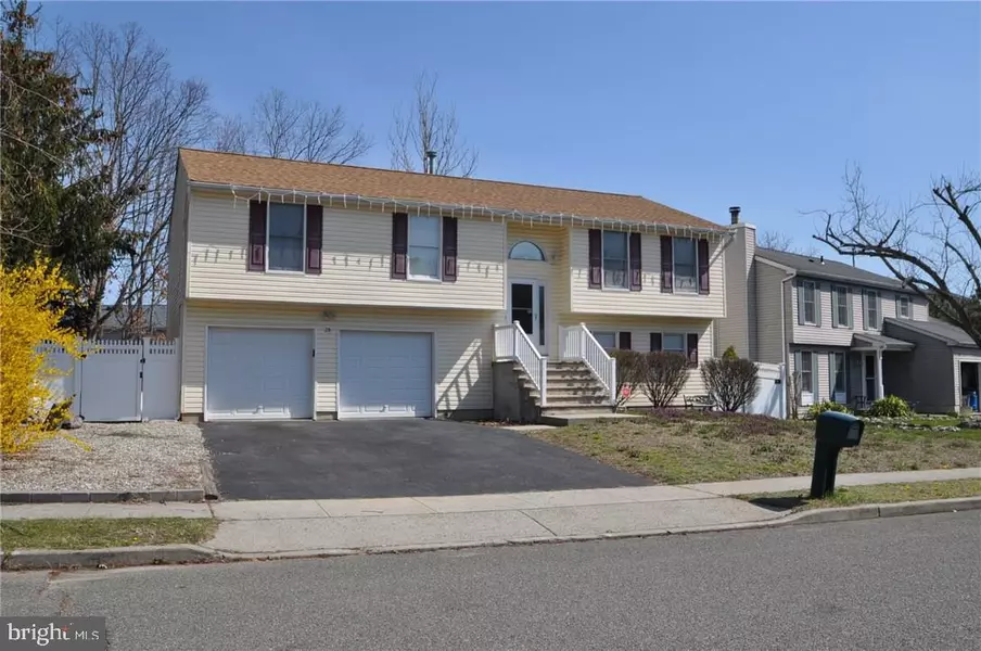 28 BEACON DR, Barnegat, NJ 08005