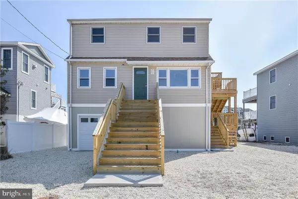 32 MARK DR, Manahawkin, NJ 08050