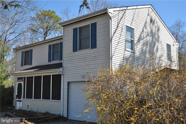 24 SANDFORD ST, Tuckerton, NJ 08087