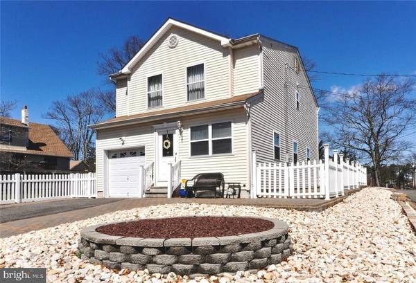 820 STERLING AVE, Brick, NJ 08723