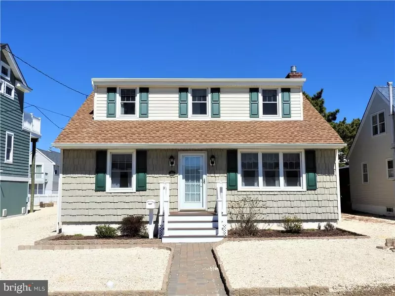 11 E SURF AVE, Long Beach Township, NJ 08008