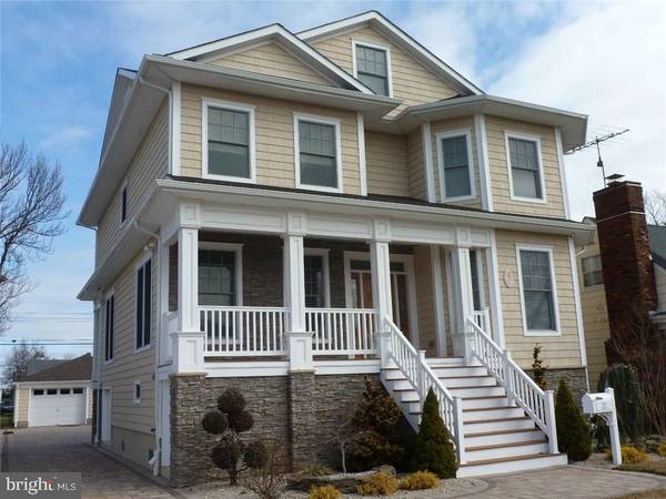 105 PARKWAY AVE, Point Pleasant Beach, NJ 08742