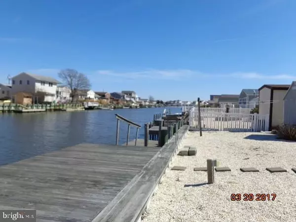 Tuckerton, NJ 08087,115 E HUDSON DR