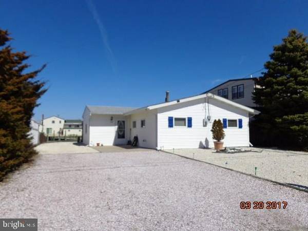 115 E HUDSON DR, Tuckerton, NJ 08087