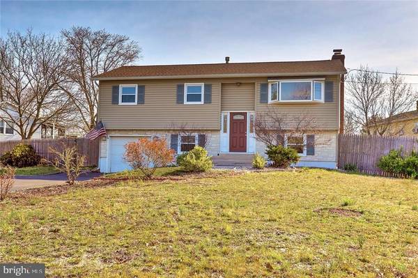 1094 DOVE ST, Toms River, NJ 08753