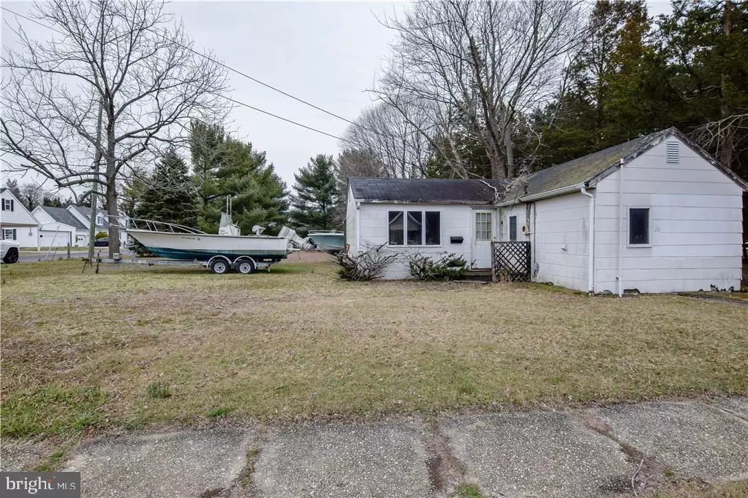 Tuckerton, NJ 08087,355 MARINE ST