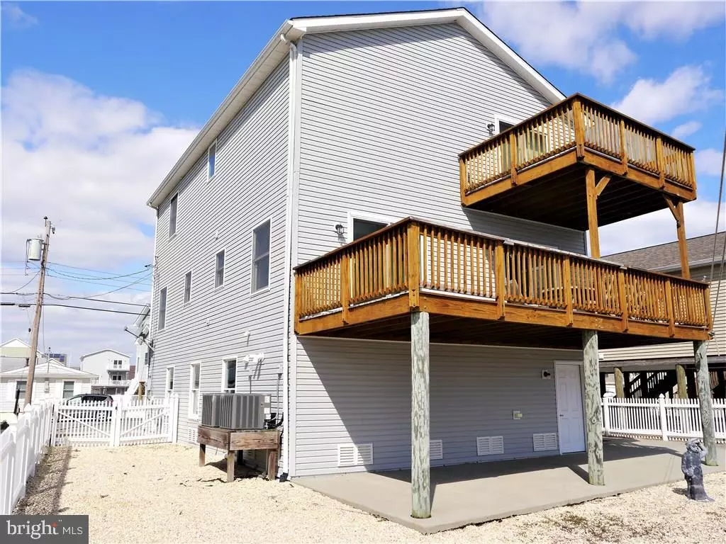 Tuckerton, NJ 08087,129 LONGBOAT DR