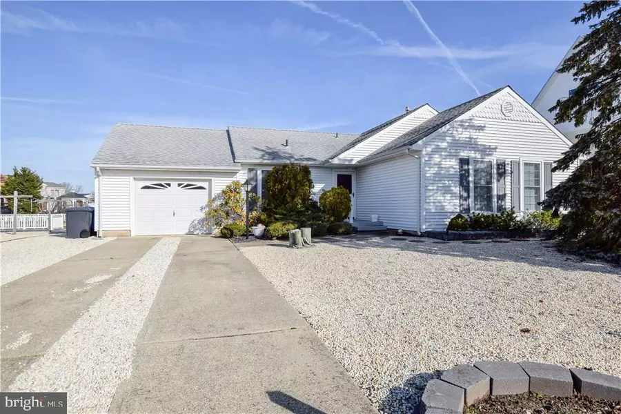 176 SOUTHARD DR, Manahawkin, NJ 08050