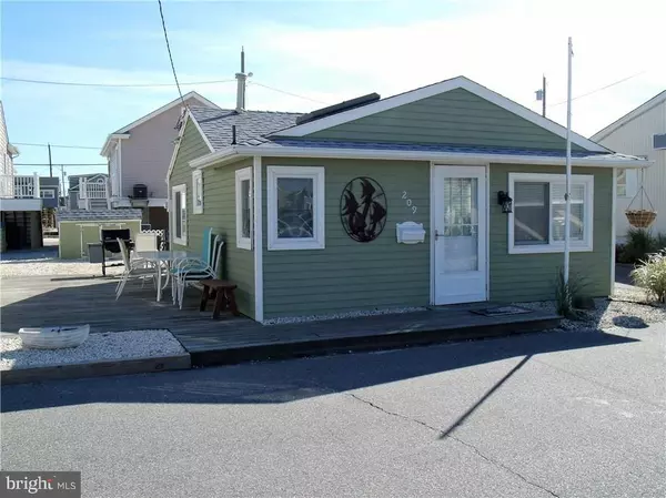 Lavallette, NJ 08735,209 HARBOR DR