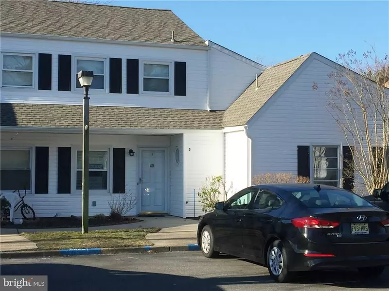 5 CARRIBEAN CT, Barnegat, NJ 08005