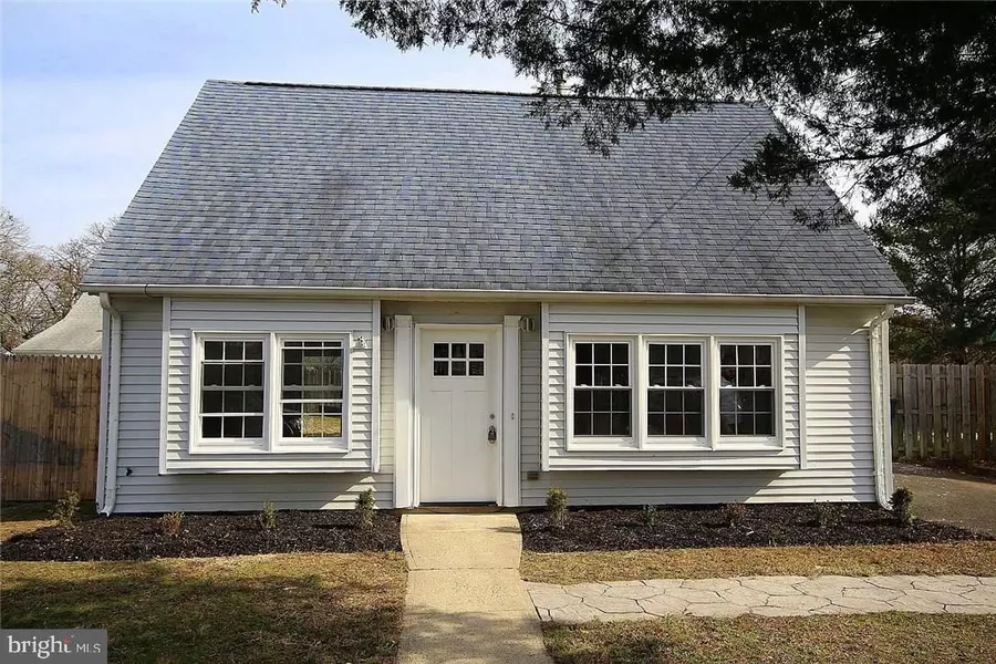 527 ALFRED LN, Toms River, NJ 08753