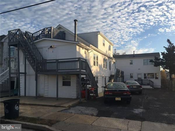 225 LINCOLN AVE, Seaside Heights, NJ 08751