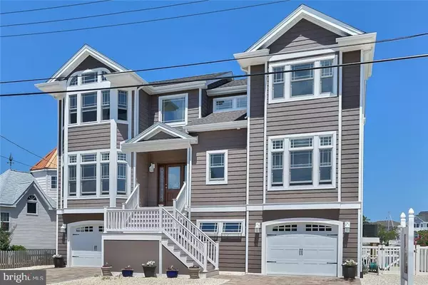 8 BEATRICE DR, Manahawkin, NJ 08050