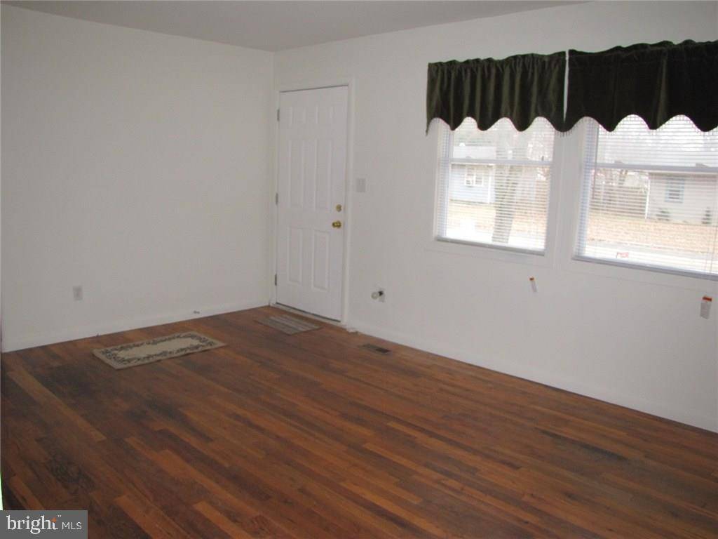 Bayville, NJ 08721,114 STERN ST