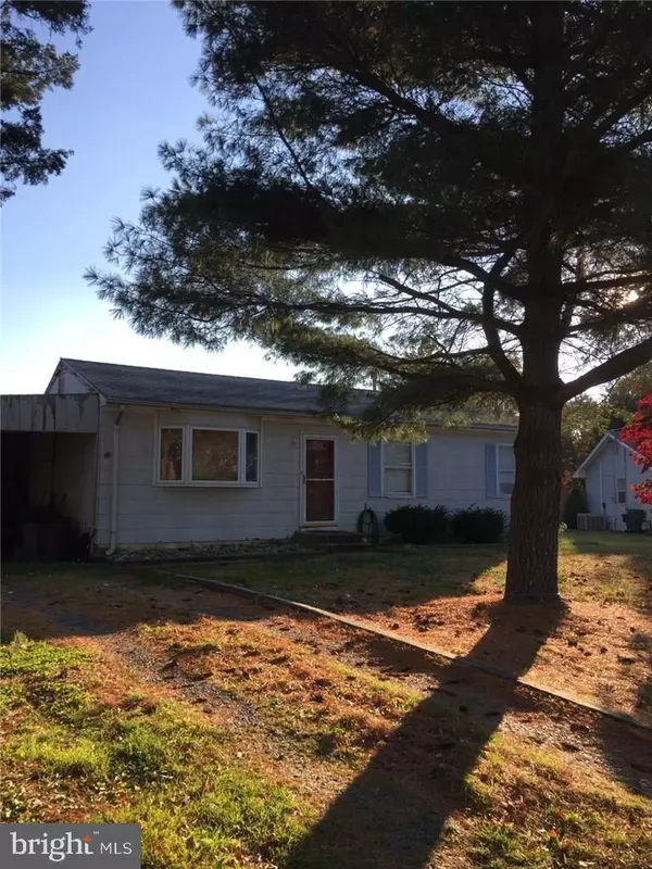 3 CLUBHOUSE CIR, Forked River, NJ 08731