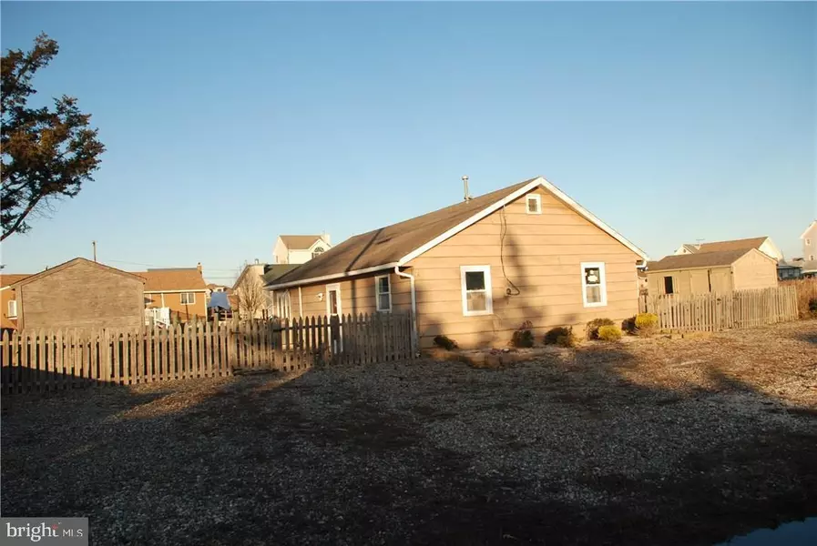 231 CYPRESS DR, Bayville, NJ 08721