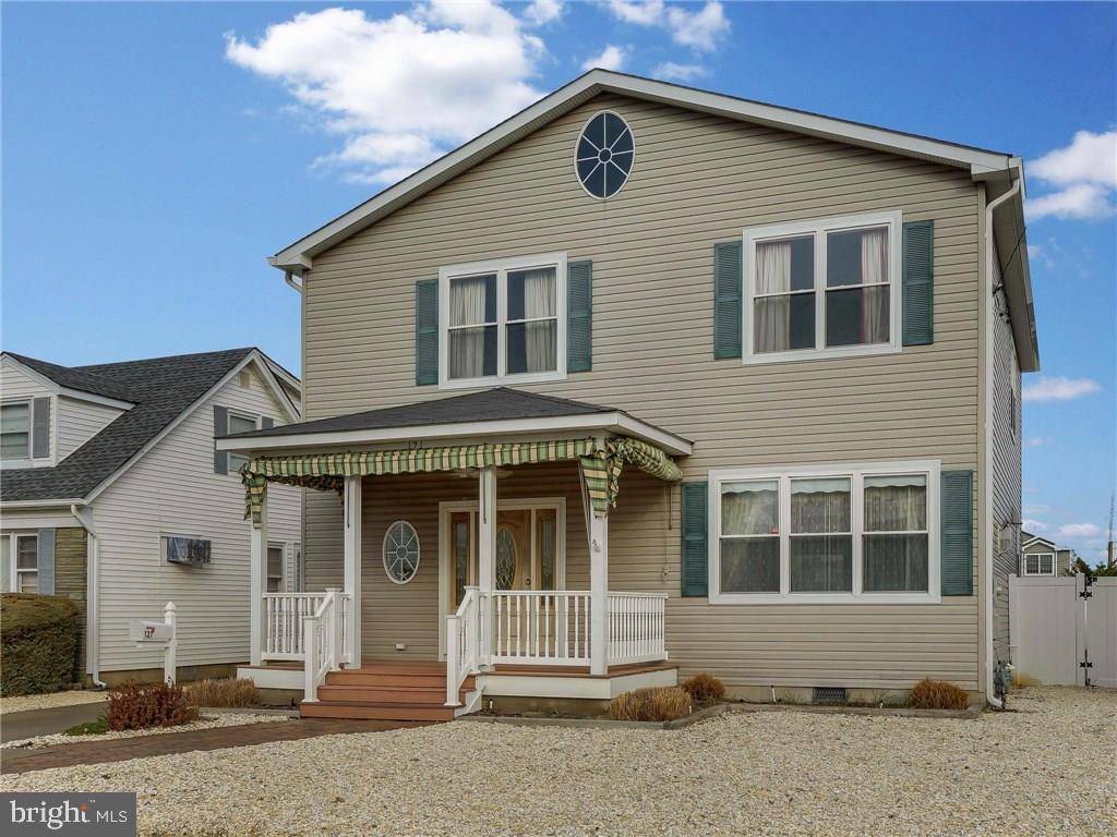 Lavallette, NJ 08735,121 CAMDEN AVE