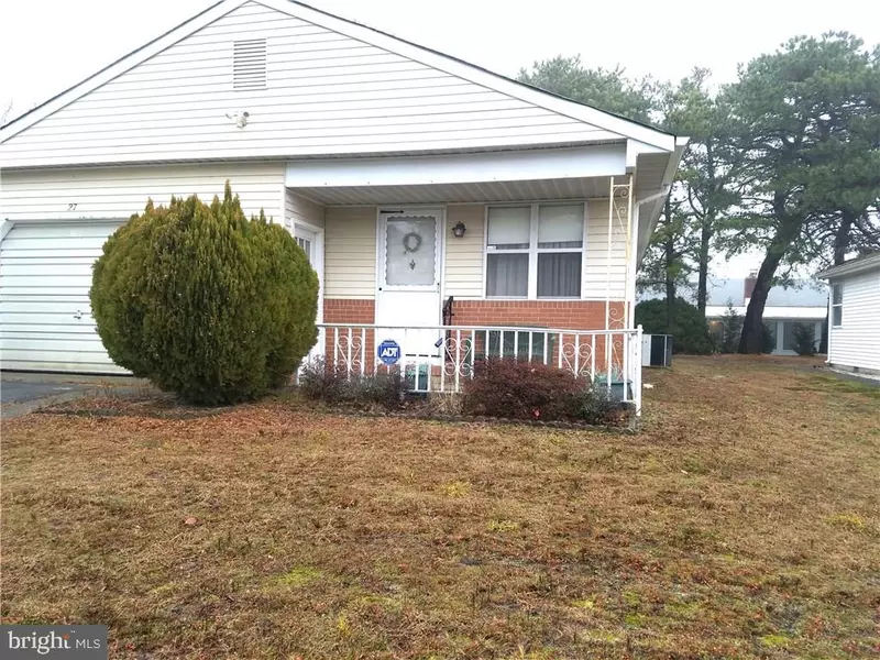 27 ROXTON PL, Toms River, NJ 08757