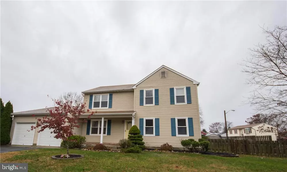 56 DEER RUN DR, Barnegat, NJ 08005