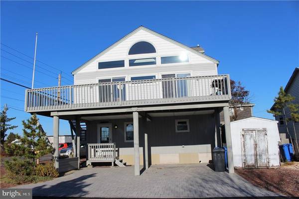 1328 BAY AVE, Manahawkin, NJ 08050