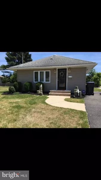 11 POCONO PL, Toms River, NJ 08753