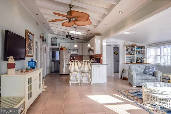 Manahawkin, NJ 08050,37 JONATHAN DR