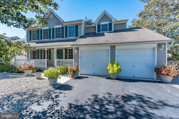 402 NAUTILUS DR, Manahawkin, NJ 08050