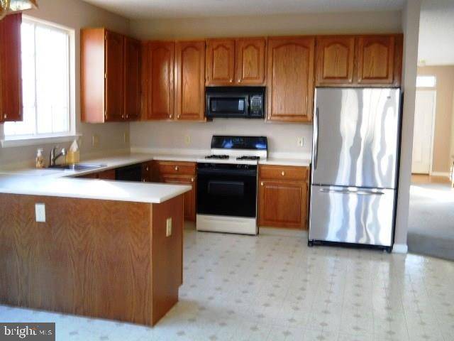 Barnegat, NJ 08005,17 SPARROW LN