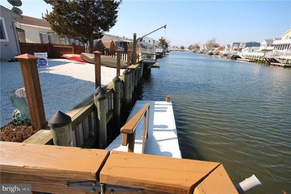 Tuckerton, NJ 08087,8 W ANCHOR DR