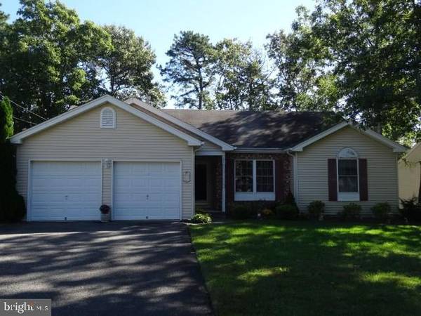 109 CASTAWAY RD, Manahawkin, NJ 08050