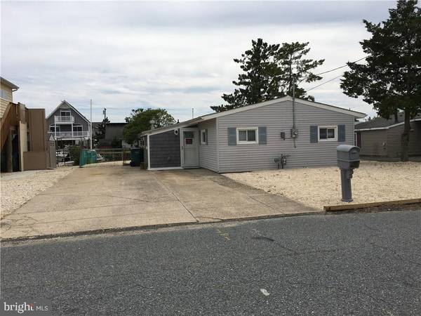 110 DORY DR E, Tuckerton, NJ 08087