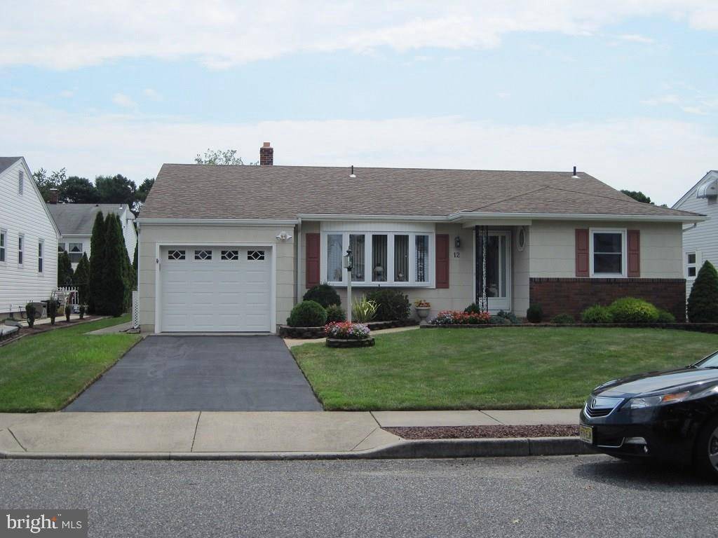 12 DUXBURY RD, Toms River, NJ 08757