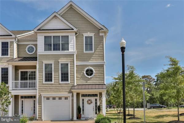 7 CRANE CT, Manahawkin, NJ 08050