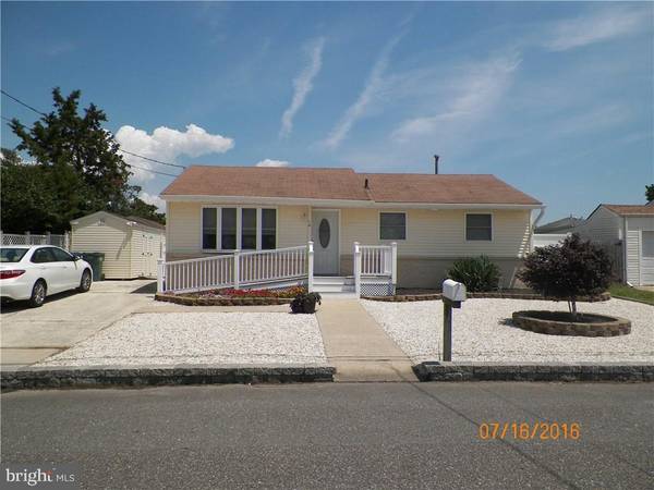 10 W DELAWARE DR, Tuckerton, NJ 08087